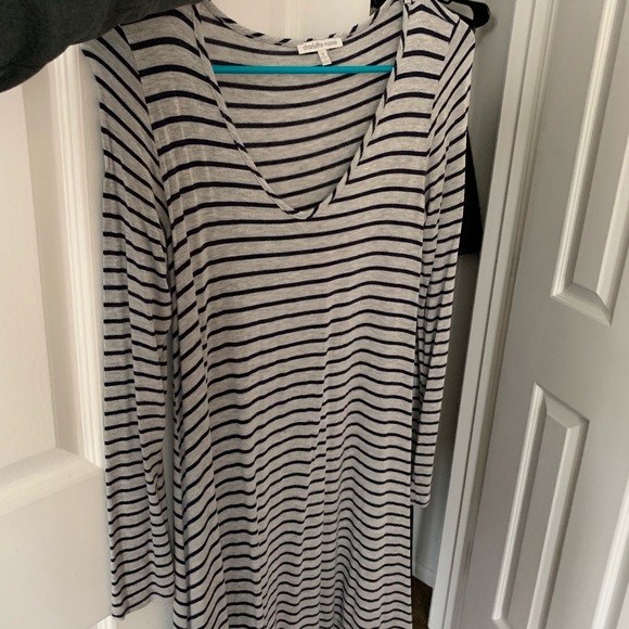 Charlotte Russe Long Sleeve dress - Picture 3 of 3